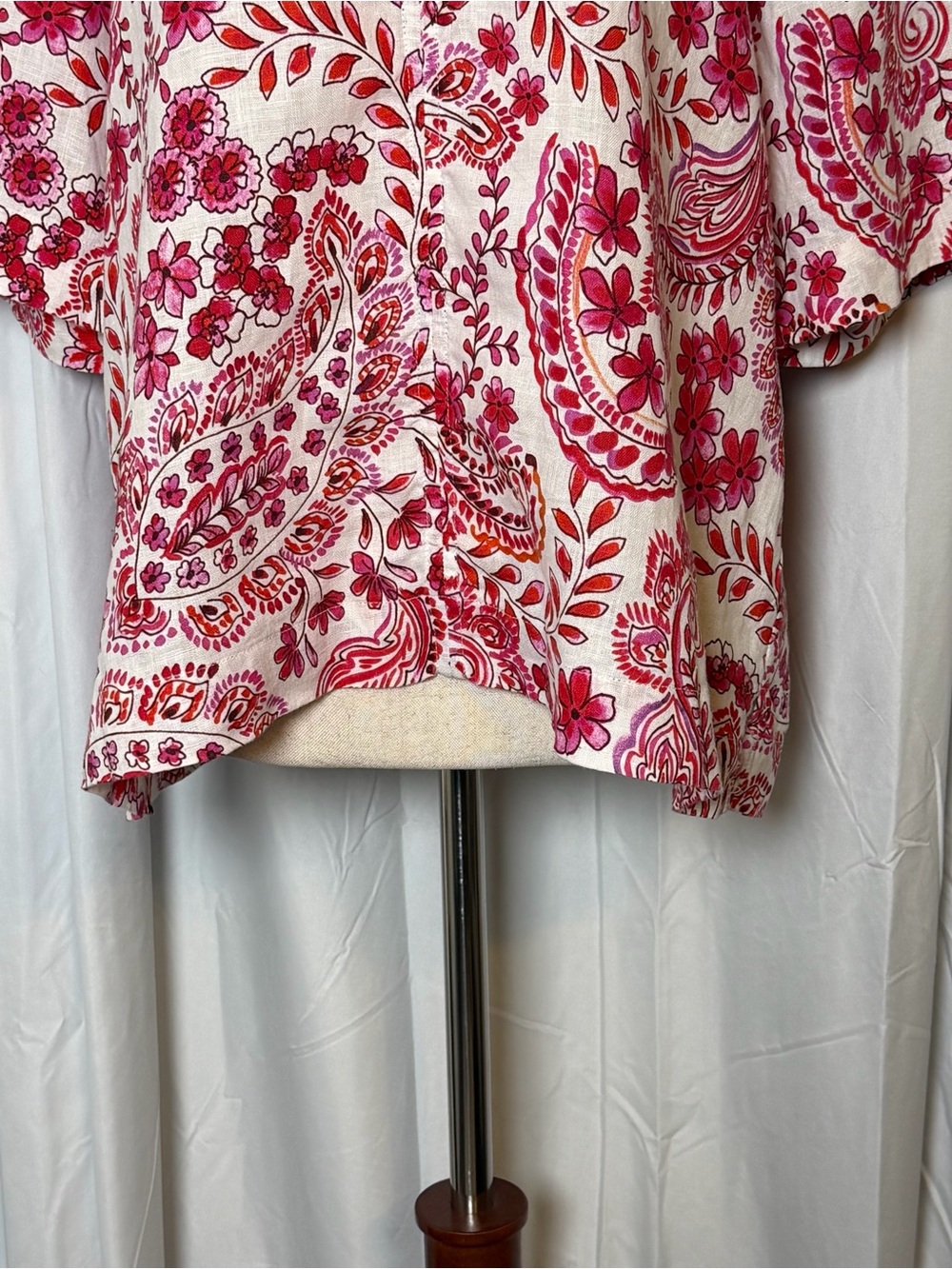 Johnny Was Workshop Lillet Linen Top Red Pink Paisley Medium - Picture 5 of 10